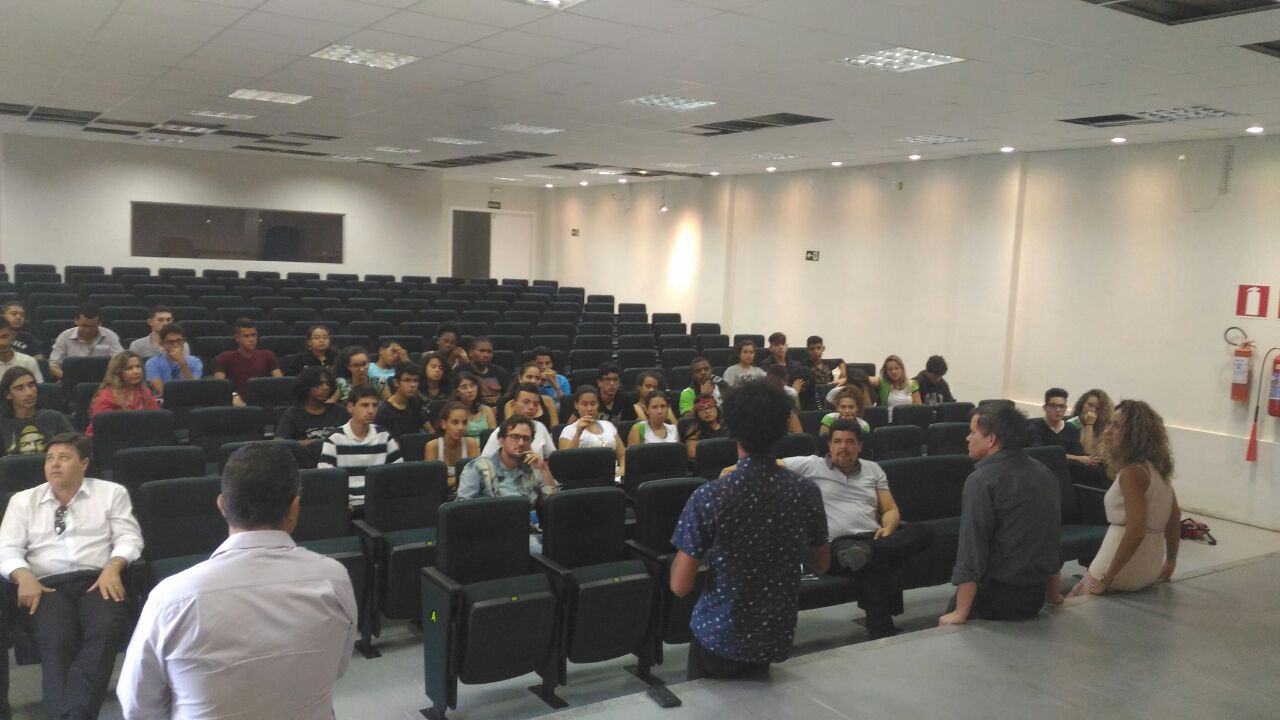 Reunião com representantes de turma, Grêmio e DA.