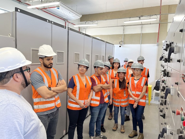 Visita EAS_adutora Rio Corrente_04.JPG