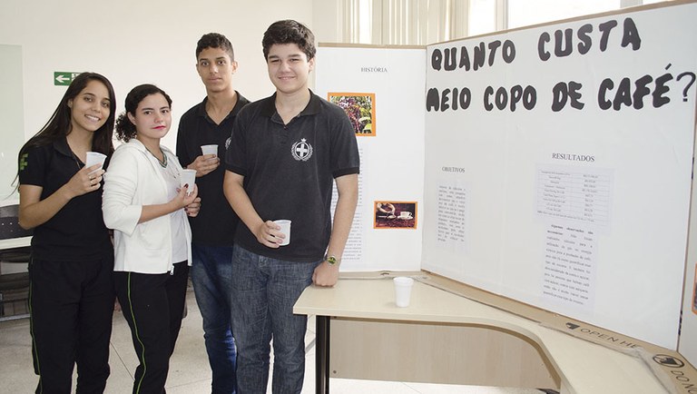 V Feira de Ciências IFMG-GV - Bloco A (62).jpg