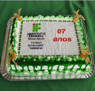 bolo do 7º Aniversário do IFMG campus GV.jpg