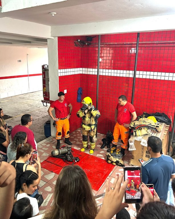 Visita técnica_Corpo de Bombeiros_Eng. Seg. Trabalho_05.jpg