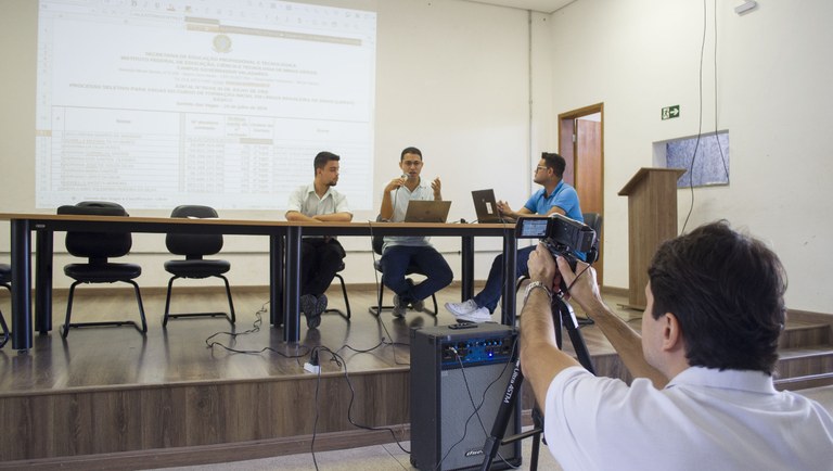 Sorteio público da seletiva do Curso de Libras.jpg