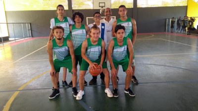 Equipe de Basquete Masculino do IFMG Ouro Branco.