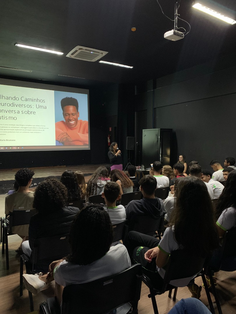 Palestra "Trilhando Caminhos Neurodiversos: Uma Conversa sobre Autismo"