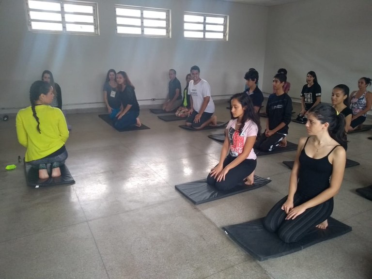 Oficina de yoga