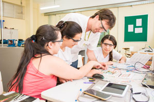 Ensino técnico - laboratório