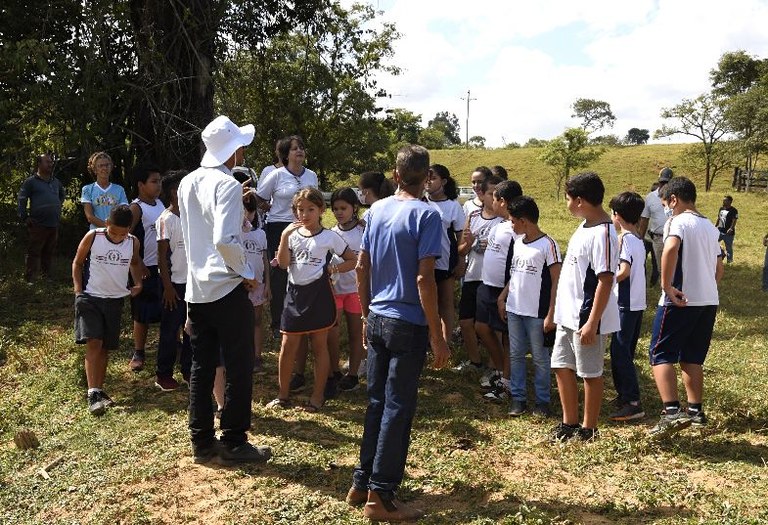 Peixamento-IFMG-Bambuí04.jpg