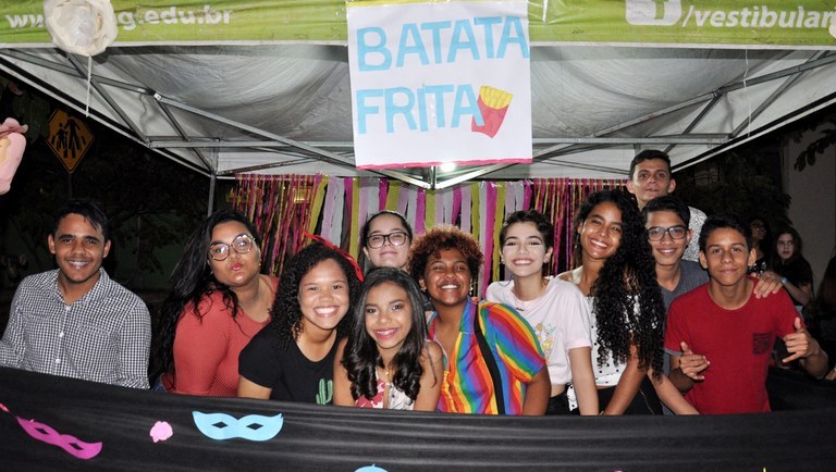 Festa Cultural contou com atrações artísticas e arrecadação de alimentos