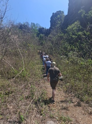 Visita Florada no Carste 2025