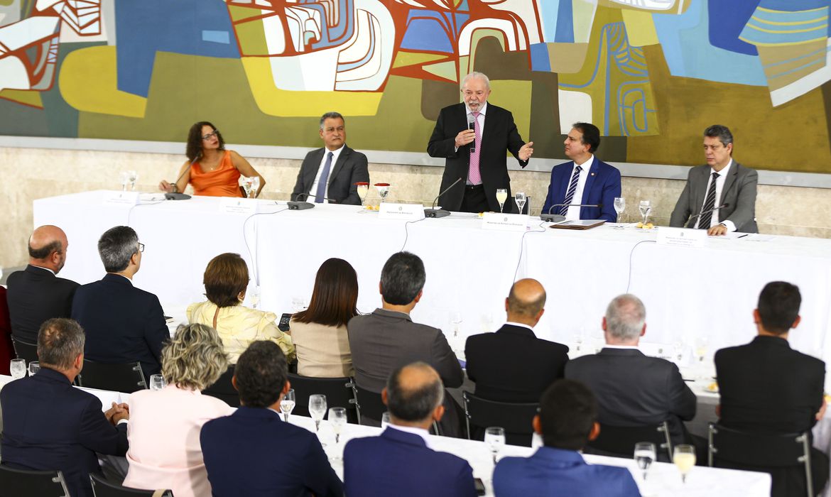 Reunião Lula e Reitores - Foto Marcelo Carmago Agencia Brasil.jpg