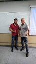 Os professores Willian, do curso de Engenharia Elétrica, e Júlio, treinador de karatê