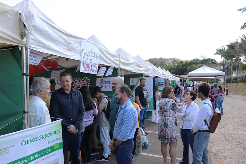 Reitoria Itinerante Bambuí 01.JPG