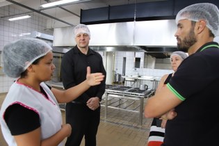 Reitoria no Campus Ouro Preto - visita ao refeitório.JPG