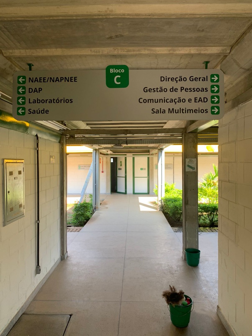 Sinalização interna: Campus Santa Luzia