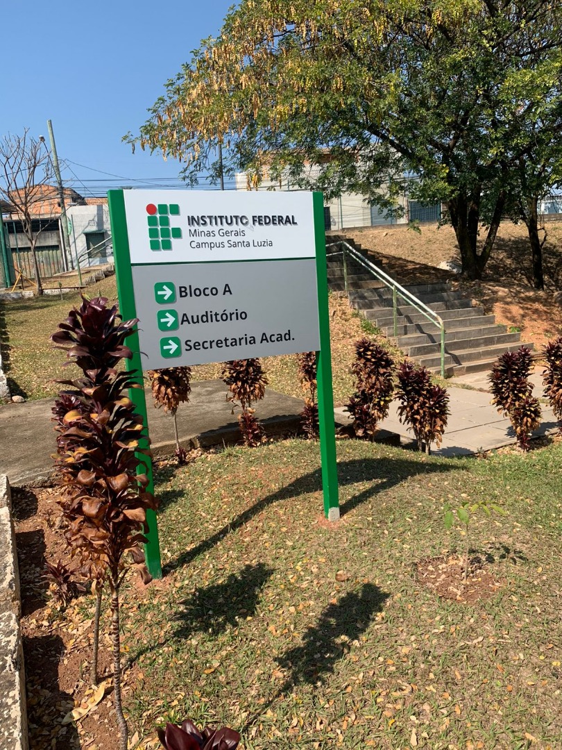 Sinalização interna: Campus Santa Luzia